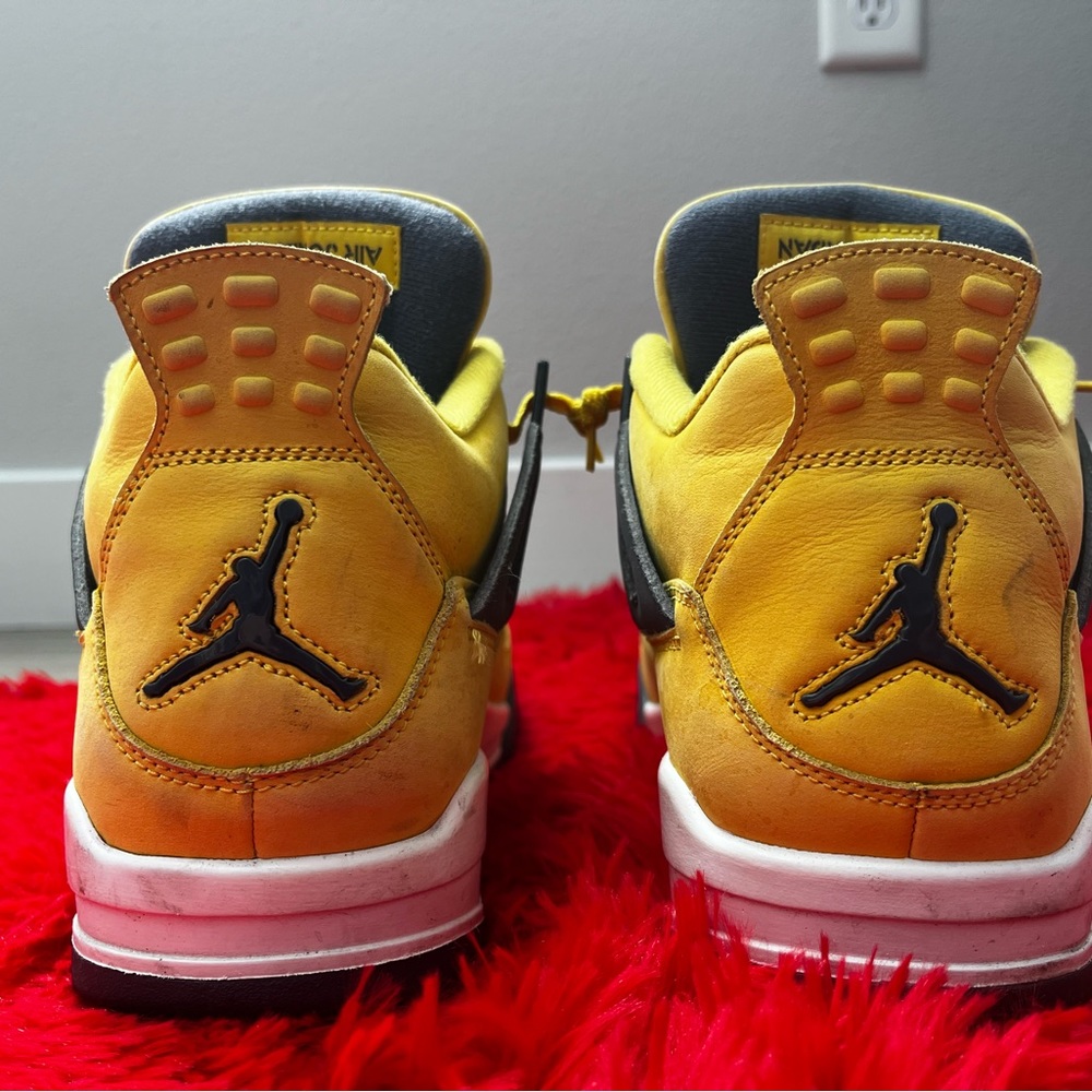 Jordan Retro 4 Lightning. Used, 100% Authentic.